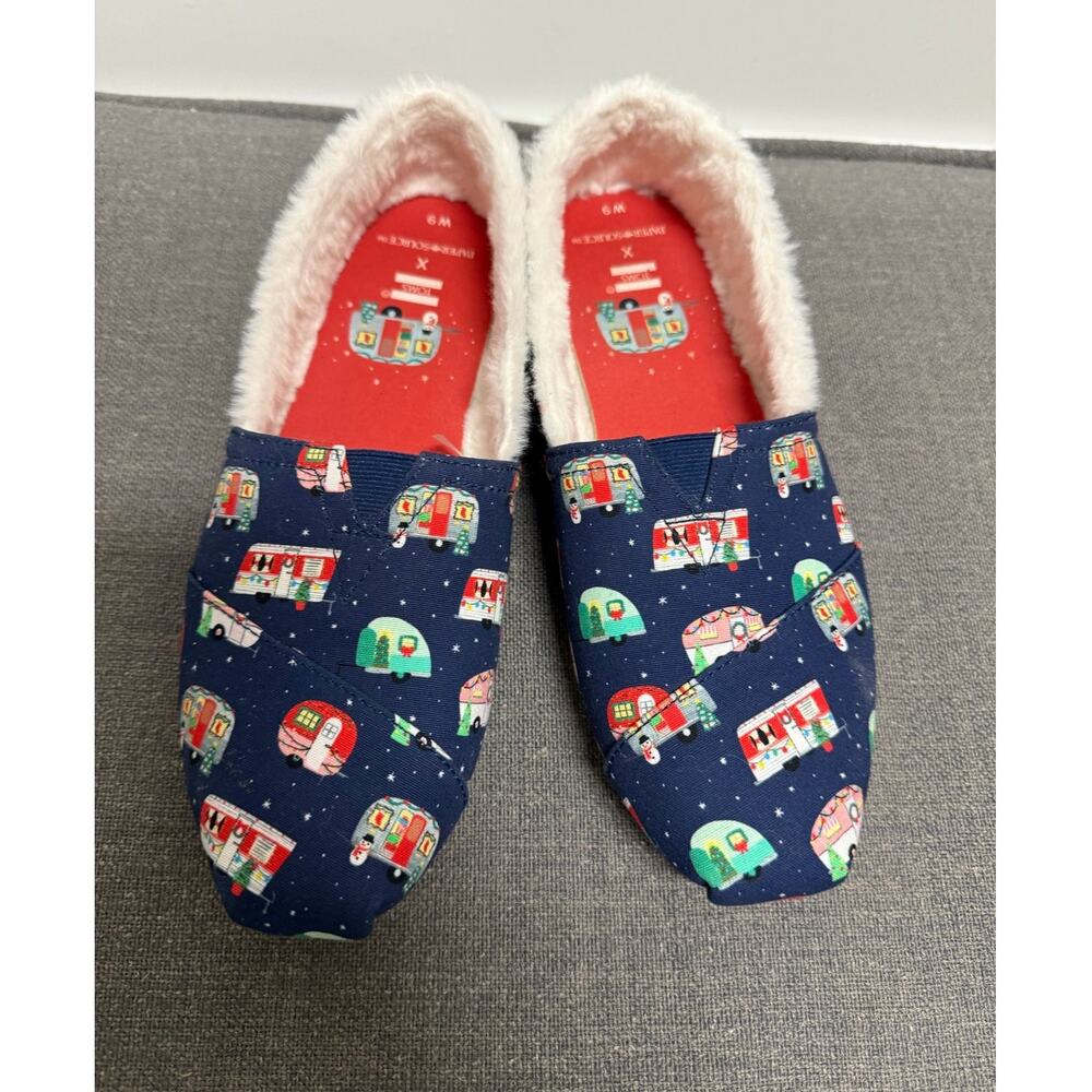 Toms X Paper source Holiday Camper Slip on Shoe Women’s size 9 soft Faux Fur